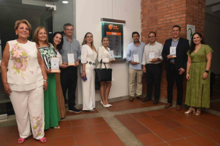 UNAB reconoce empresas que sirven como escenarios de práctica 
