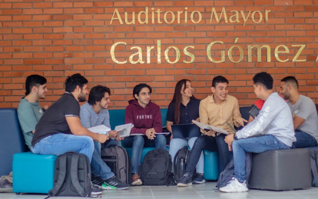 Economía UNAB, 20 años de calidad