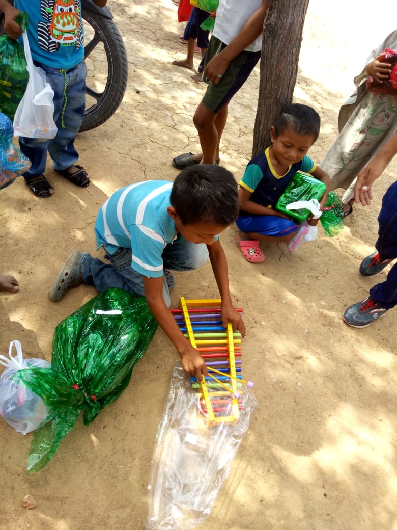 Recolección de juguetes para los niños de la Guajira