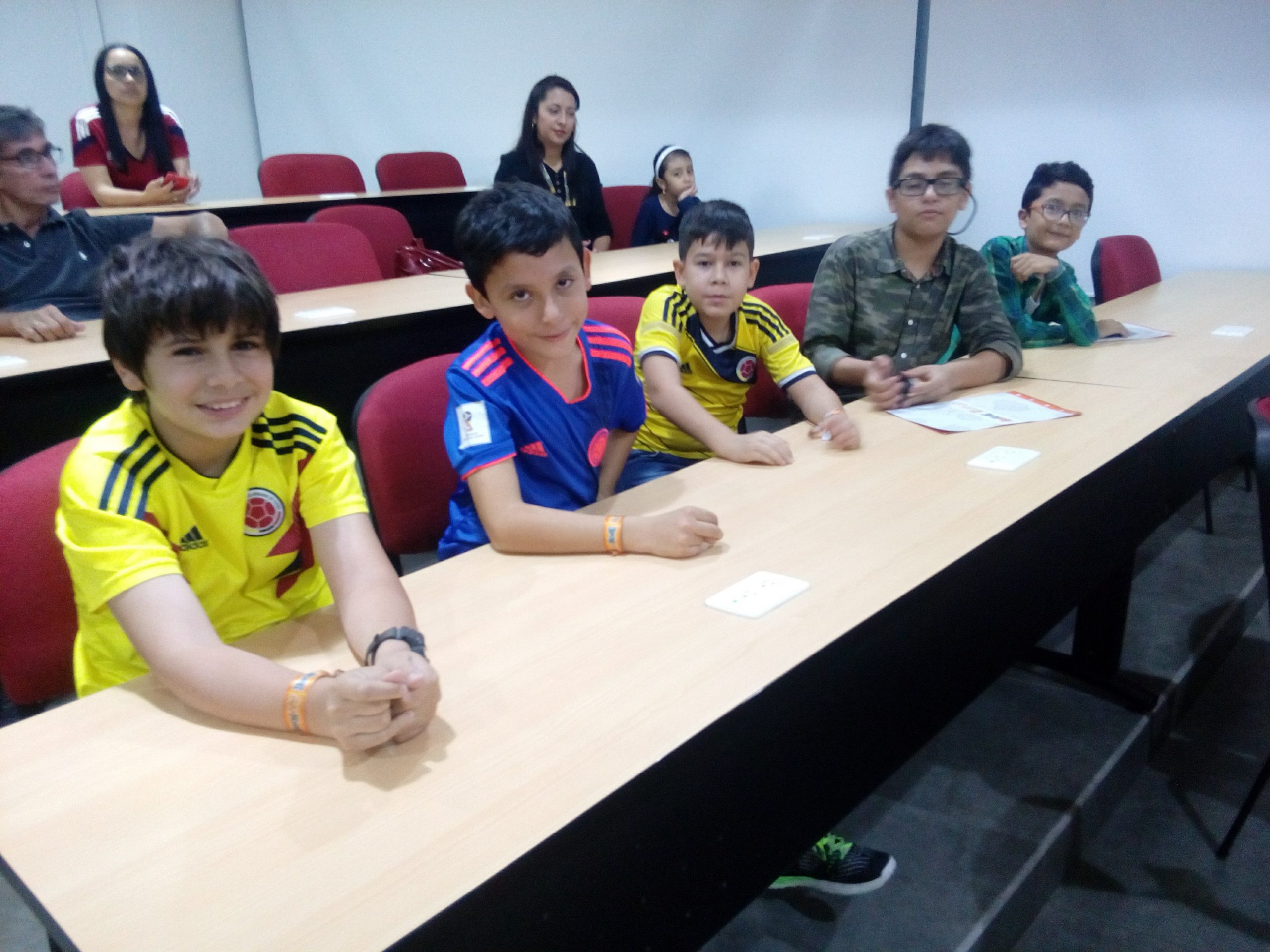 Videojuegos y exposición de fotografía: una experiencia UNAB