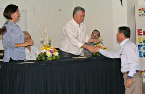 Beneficiarios de becas por la Alcaldía de San Gil