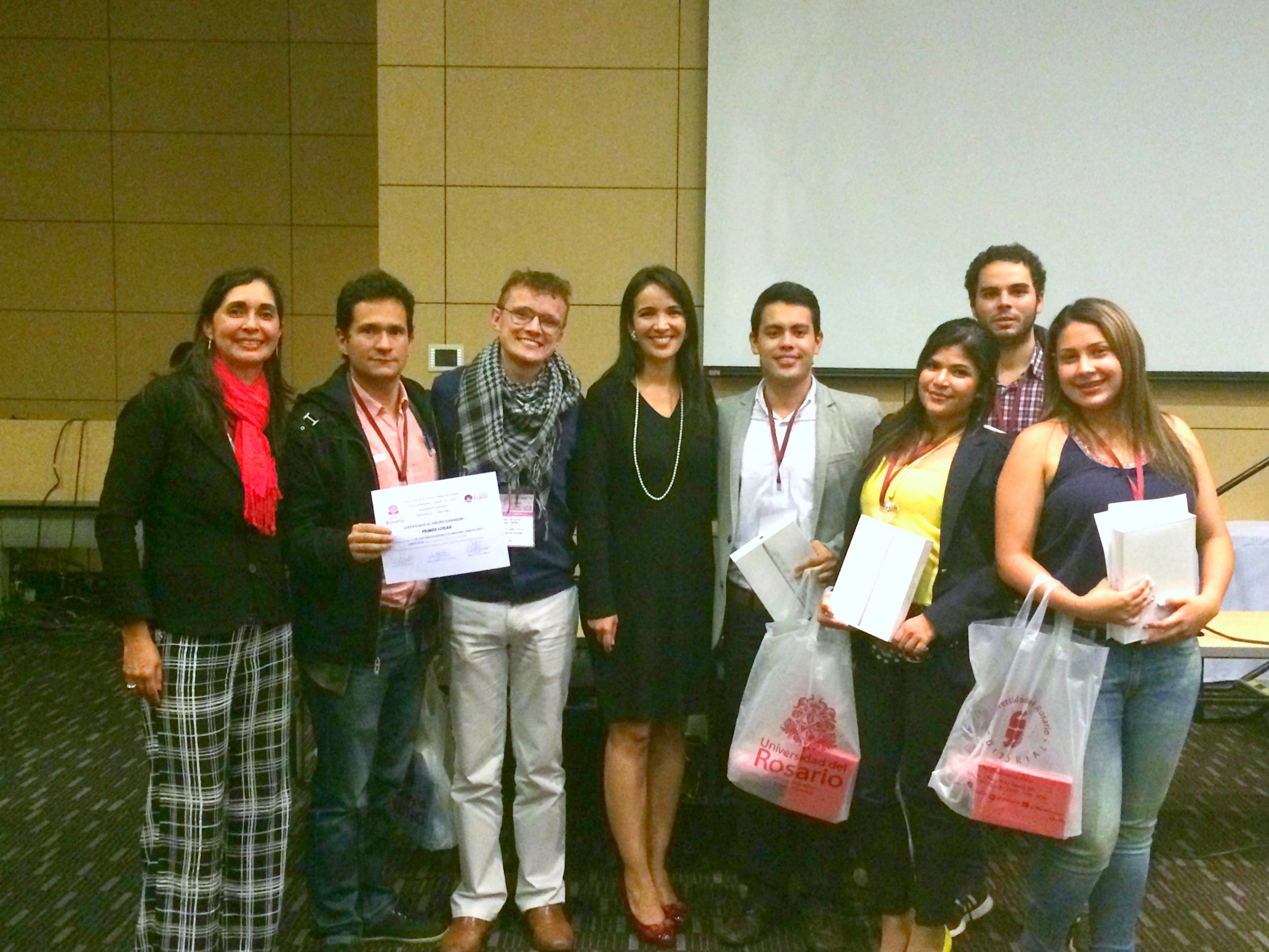 Estudiantes UNAB ganan concurso nacional de Medicina