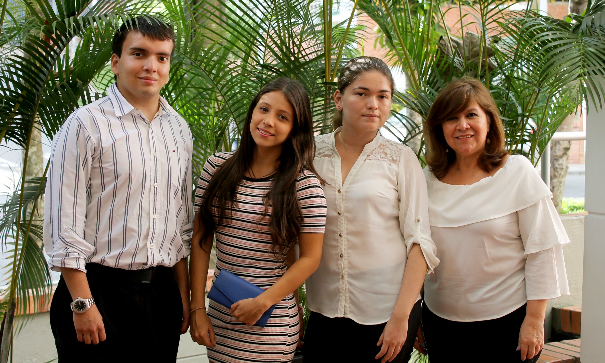 Estudiantes UNAB, ponentes en congreso en Argentina