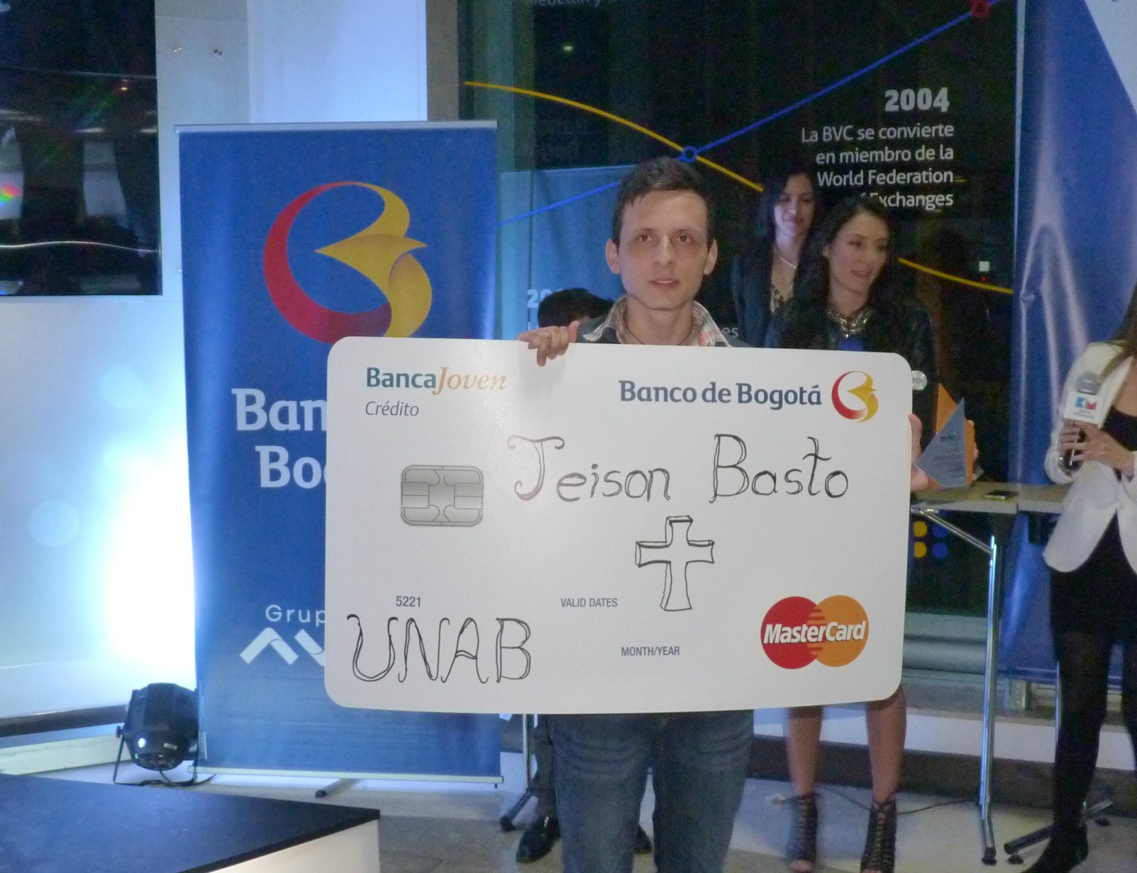 Estudiante UNAB, ganador concurso Bolsa Millonaria