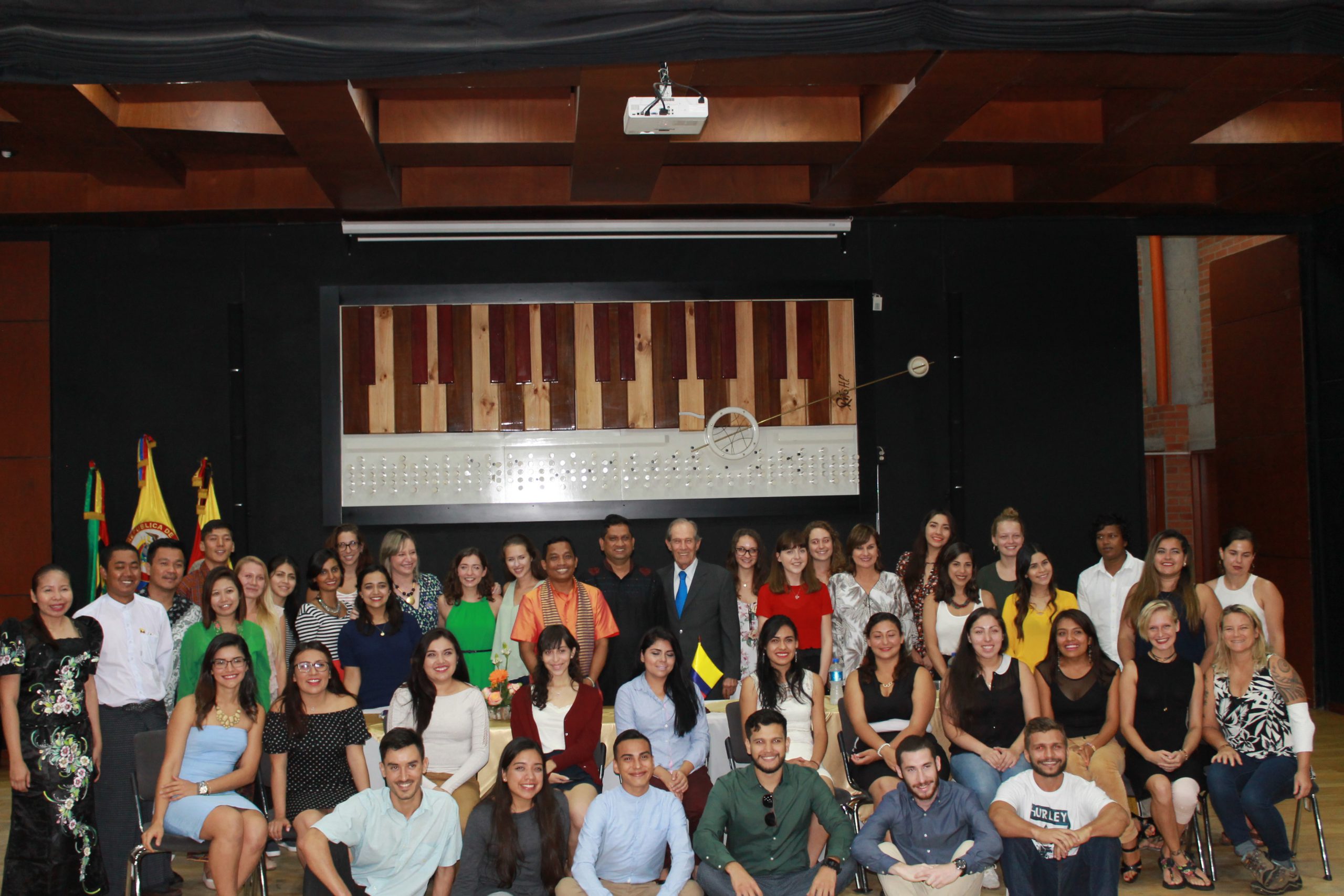 Bienvenidos estudiantes de intercambio II semestre