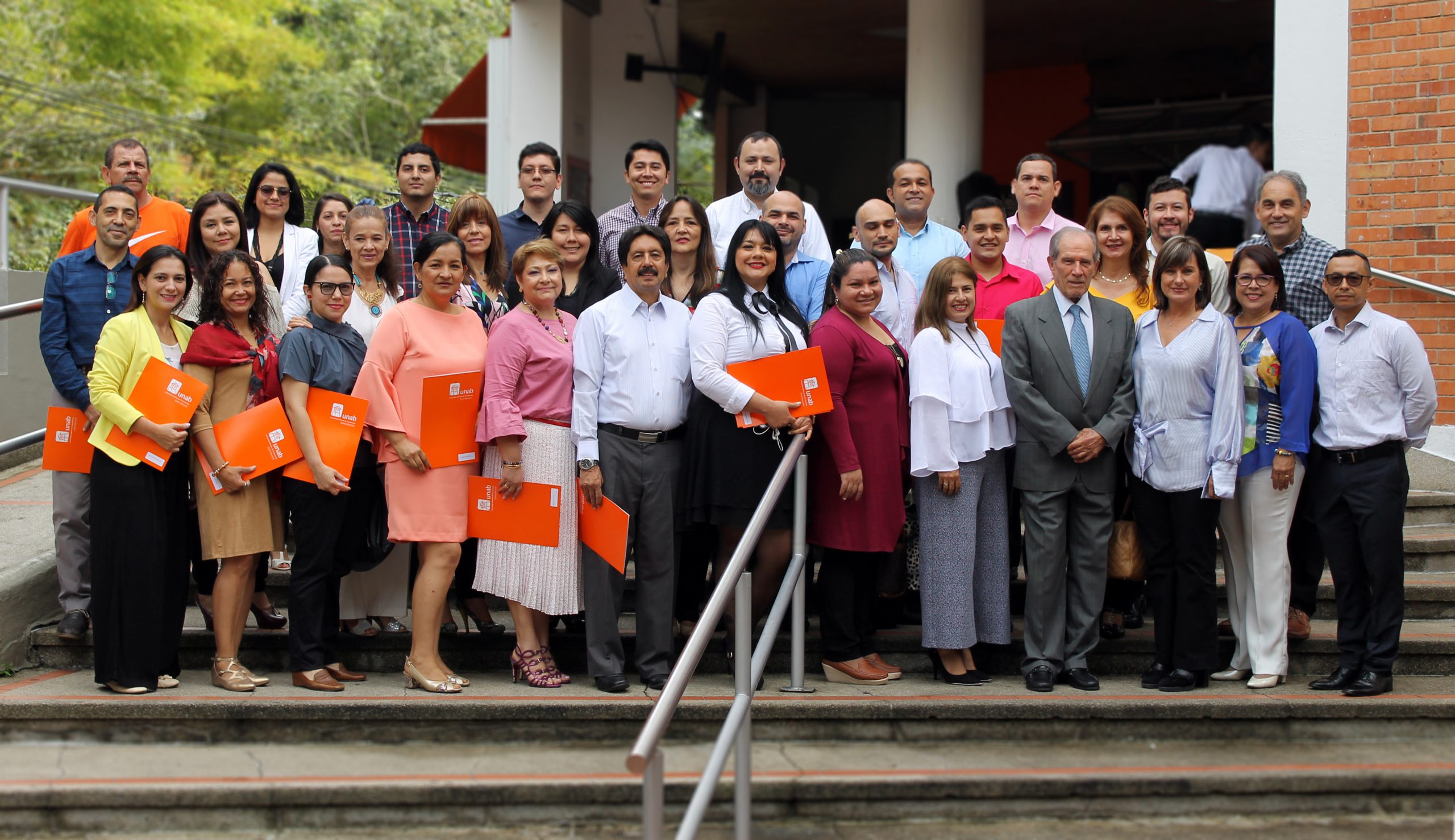 70 docentes graduados del Diplomado de Formación por Competencias