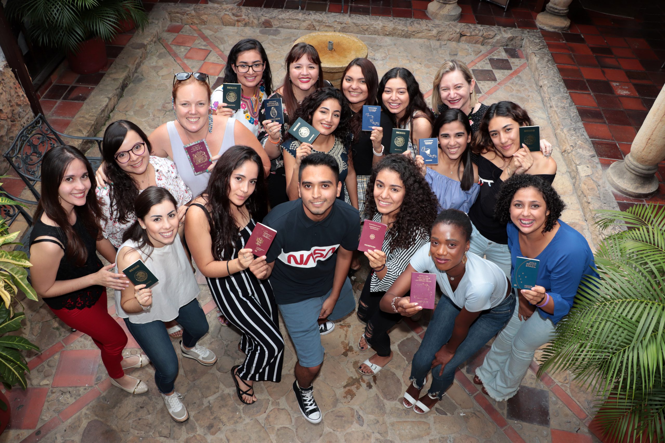 La UNAB dio la bienvenida a estudiantes extranjeros