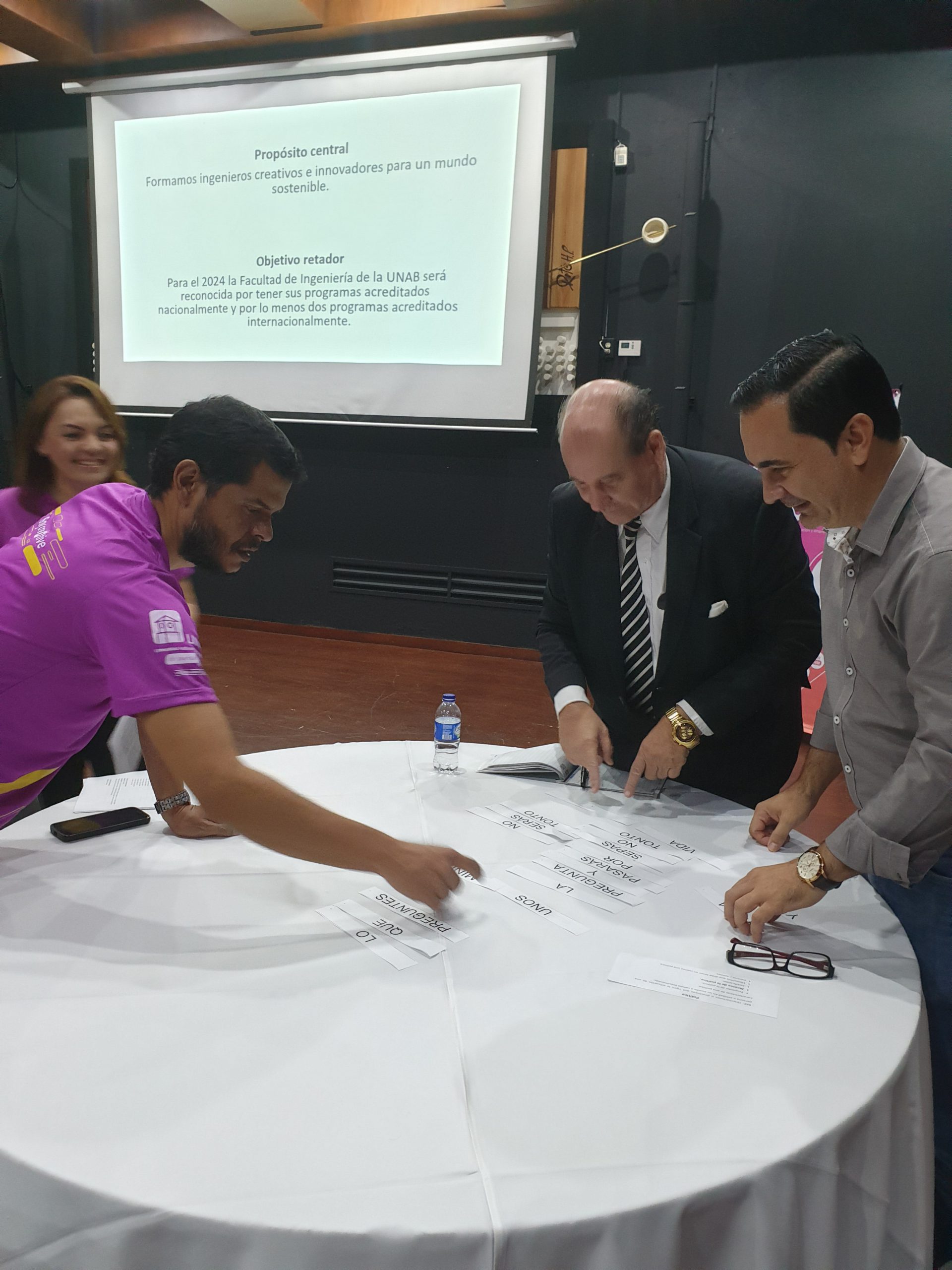 La Facultad de Ingeniería realizó ejercicio creativo durante la segunda plenaria del Seminario Institucional