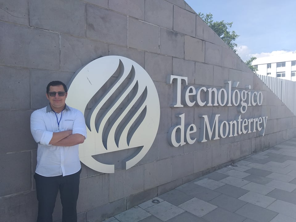 Docente participó en congreso realizado en el Tec de Monterrey