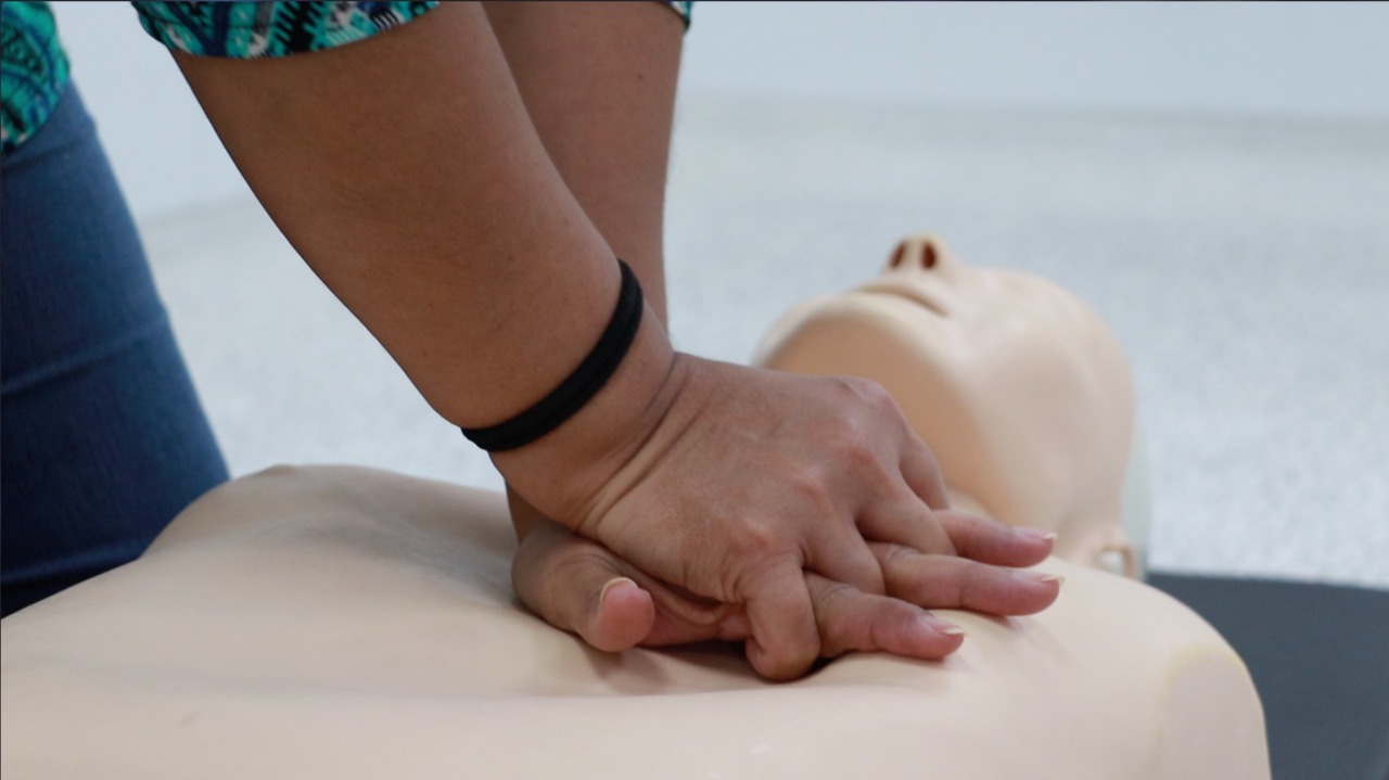 Profesionales se certifican en RCP