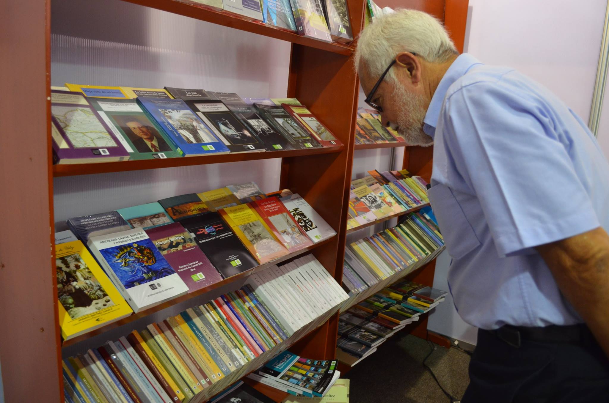 Procedimiento compra de libros en Ulibro 2017