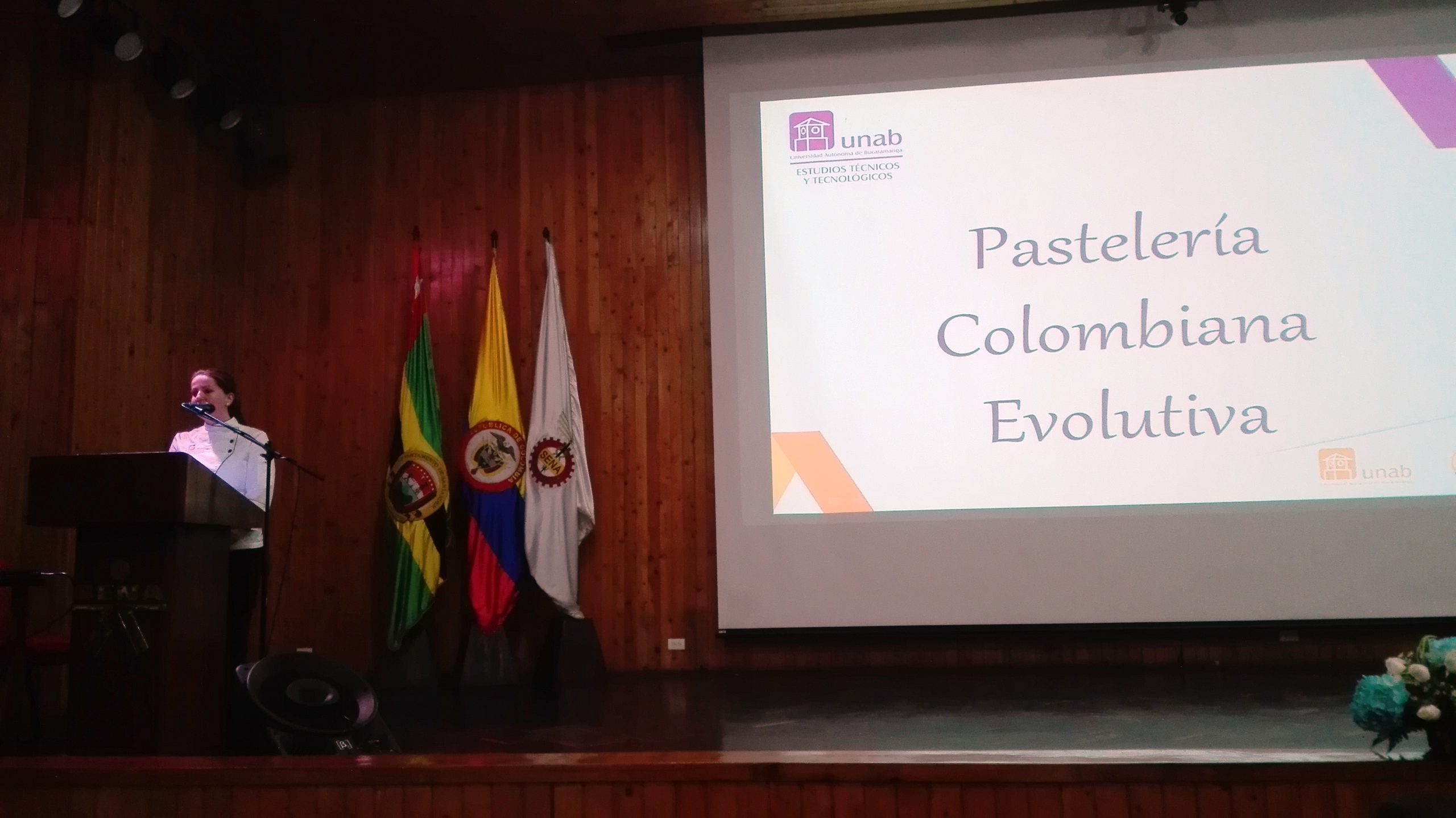 UNAB realiza ponencia en Aromas y Sabores 2016