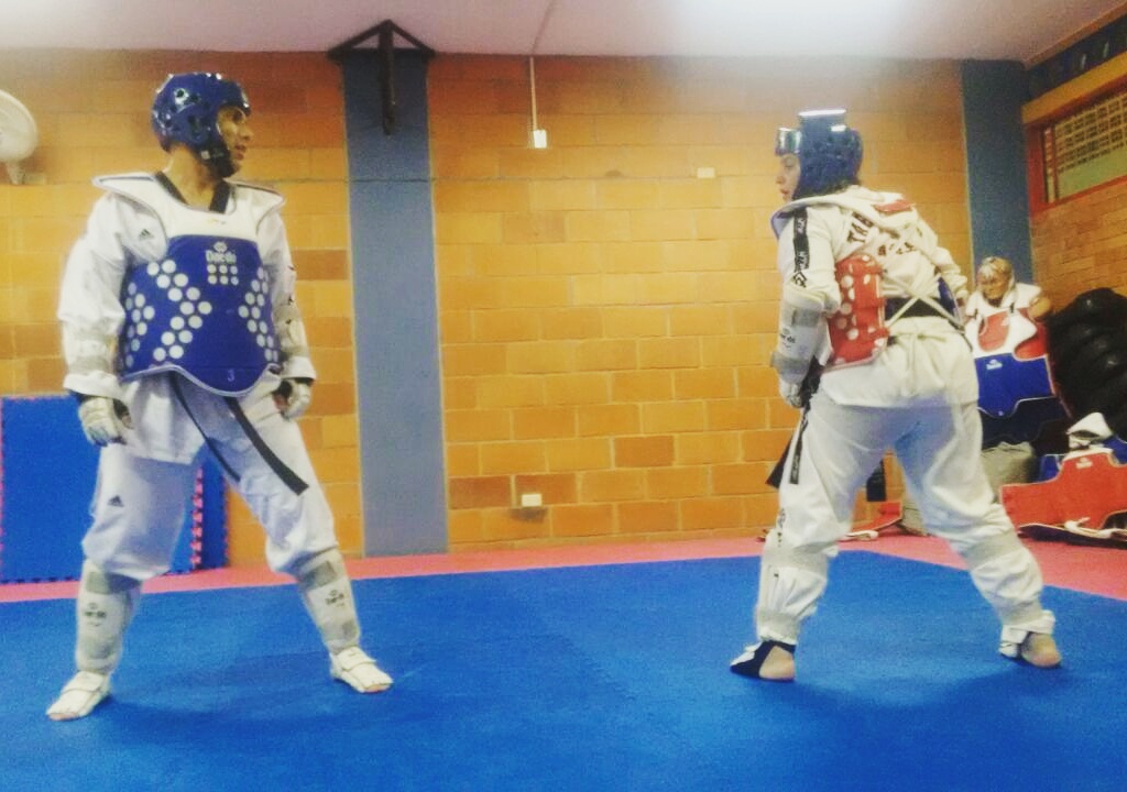 Estudiantes UNAB avanzan a fase nacional de Juegos Ascun