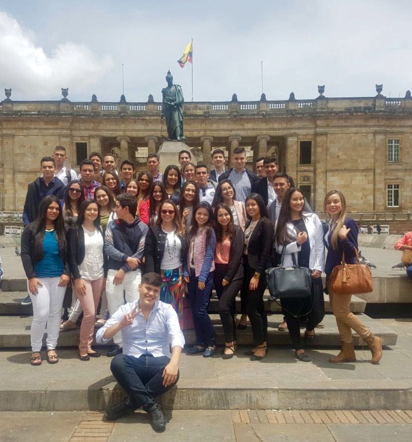 Visita de estudiantes de Derecho al Congreso de la República