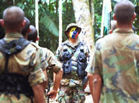 El matrimonio paramilitares-políticos