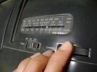 El despecho se cura por radio