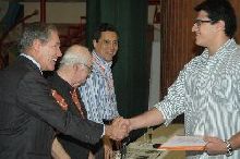 Becas, incentivos a la calidad