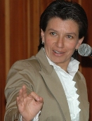 La pulga en la oreja de los parapolíticos?