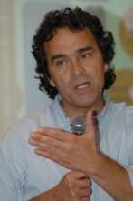 ?Nos la tenemos que merecer?