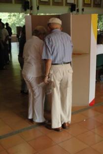 Los analistas políticos Alfonso Torres y Eduardo Parra hablaron  de la tendencia en Santander de elegir políticos relacionados con políticos judicializados o presos, y de la falta de cambio que se reflejará en el país