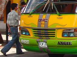 Pico y placa divide a las autoridades locales