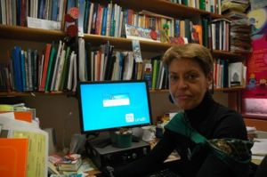 Docente de Derecho recibió doctorado en España