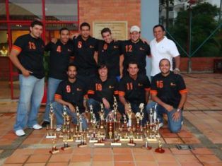 Sóftbol UNAB, de nuevo campeones