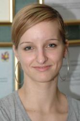 «Som rada ze mám moznost 10 mesiacov zit Bucaramange», afirma la eslovaca Menia