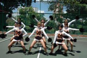 Guerreras con pompones