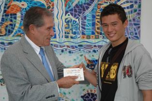 UNAB beca a un triunfador