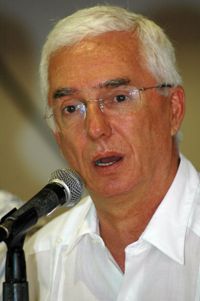 Senador Robledo no le camina a la reelección