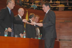 Premio Simón  Bolívar a entrevista del Periódico 15