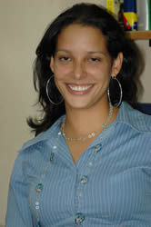 Vanessa, una administradora que  se le midió a trabajar en Shanghai