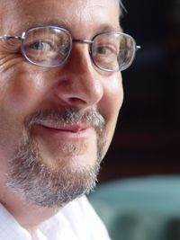 Abad Faciolince vuelve a Ulibro