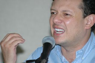 Hollman Morris no dejará de ir en contravía