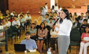 «Responsabilidad social va más allá de la moda»