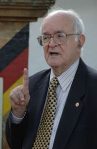 «La libertad y autonomía deben seguir incólumes»