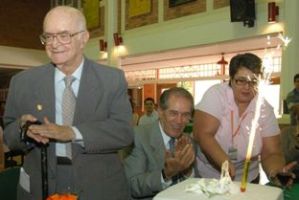 Celebración 90 años Dr. Alfonso Gómez Gómez.