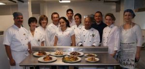 Estudiantes de Gastronomía reciben talleres presenciales