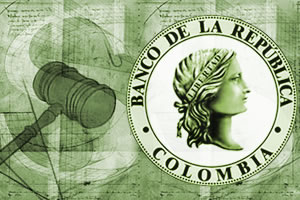 Posgrado en Derecho Económico y Doctorado en Economía