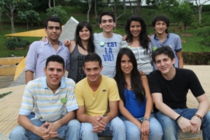 Estudiantes con buena energía