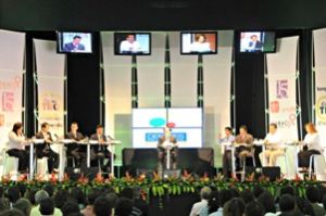 Comunicación Social lidera ?Debates UNAB?