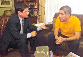Nobel de Paz Óscar Arias estará en Ulibro