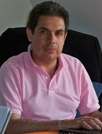 Óscar Mendoza Paredes. Docente y emprendedor