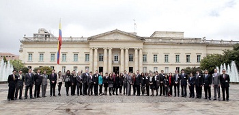 Carrera diplomática y consular