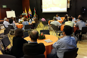 Estudiantes y graduados virtuales se reunieron en la Unab