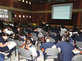 UNAB e INVIMA capacitan a estudiantes de Ciencias de la Salud