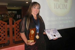 Docente de Medicina recibe reconocimientos internacionales