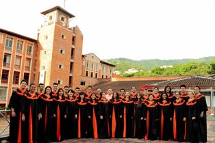 Coro UNAB ofrecerá concierto antes de partir a Europa