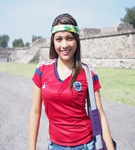 Estudiante Becada viaja a Mexico